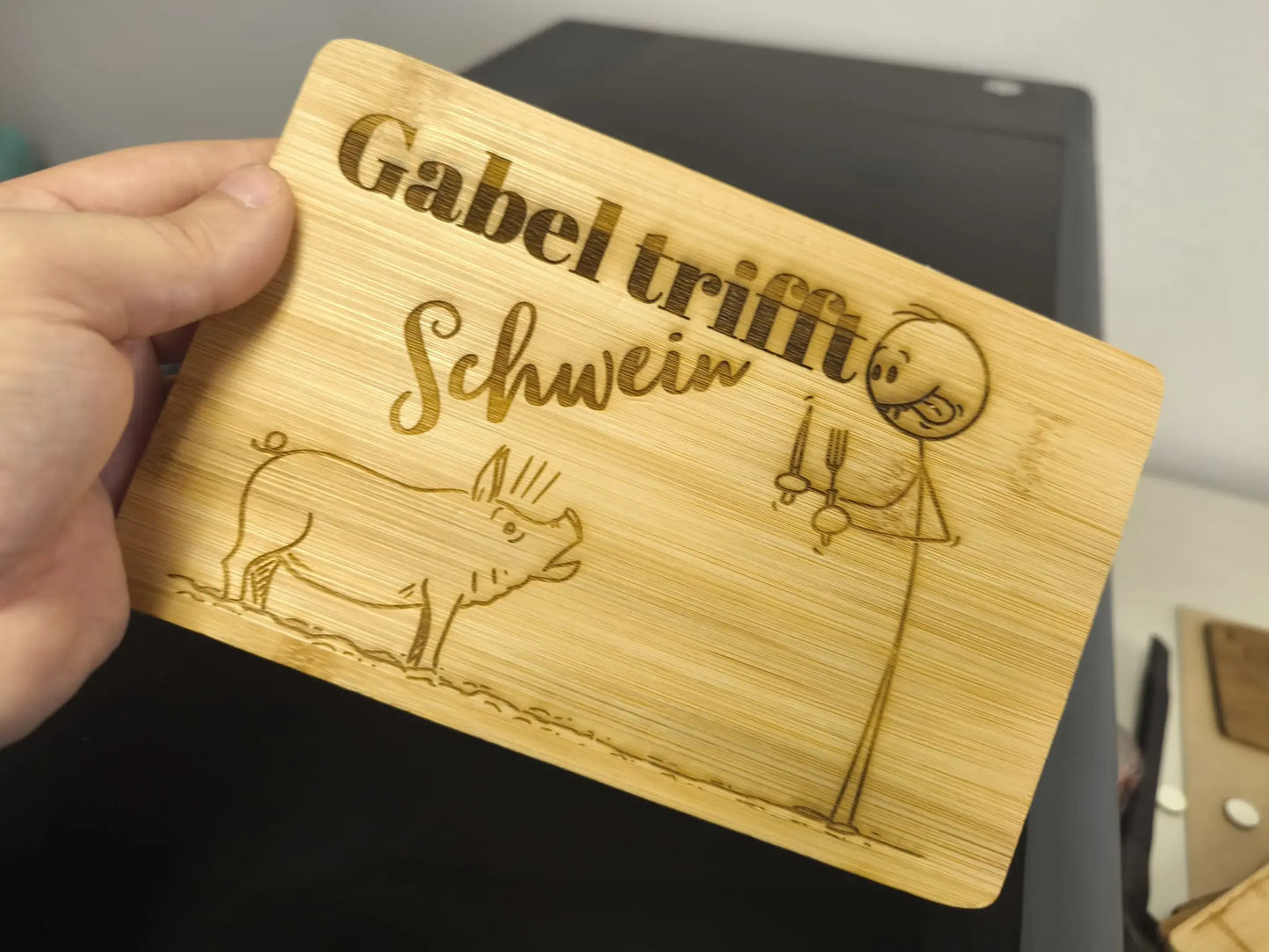 Graviertes Schneidebrett Schwein