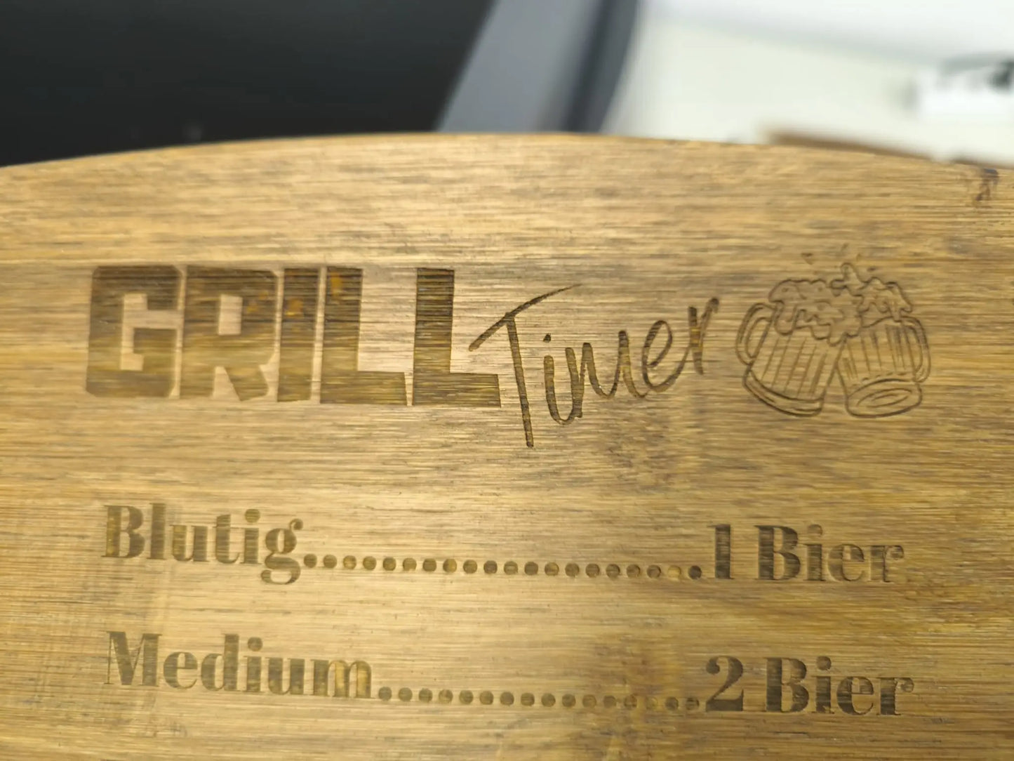 Graviertes Schneidebrett Grill Timer