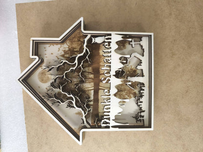 3D Holzdeko Gruselhaus mit Halloween-Motiven und schauriger Landschaft im Hintergrund