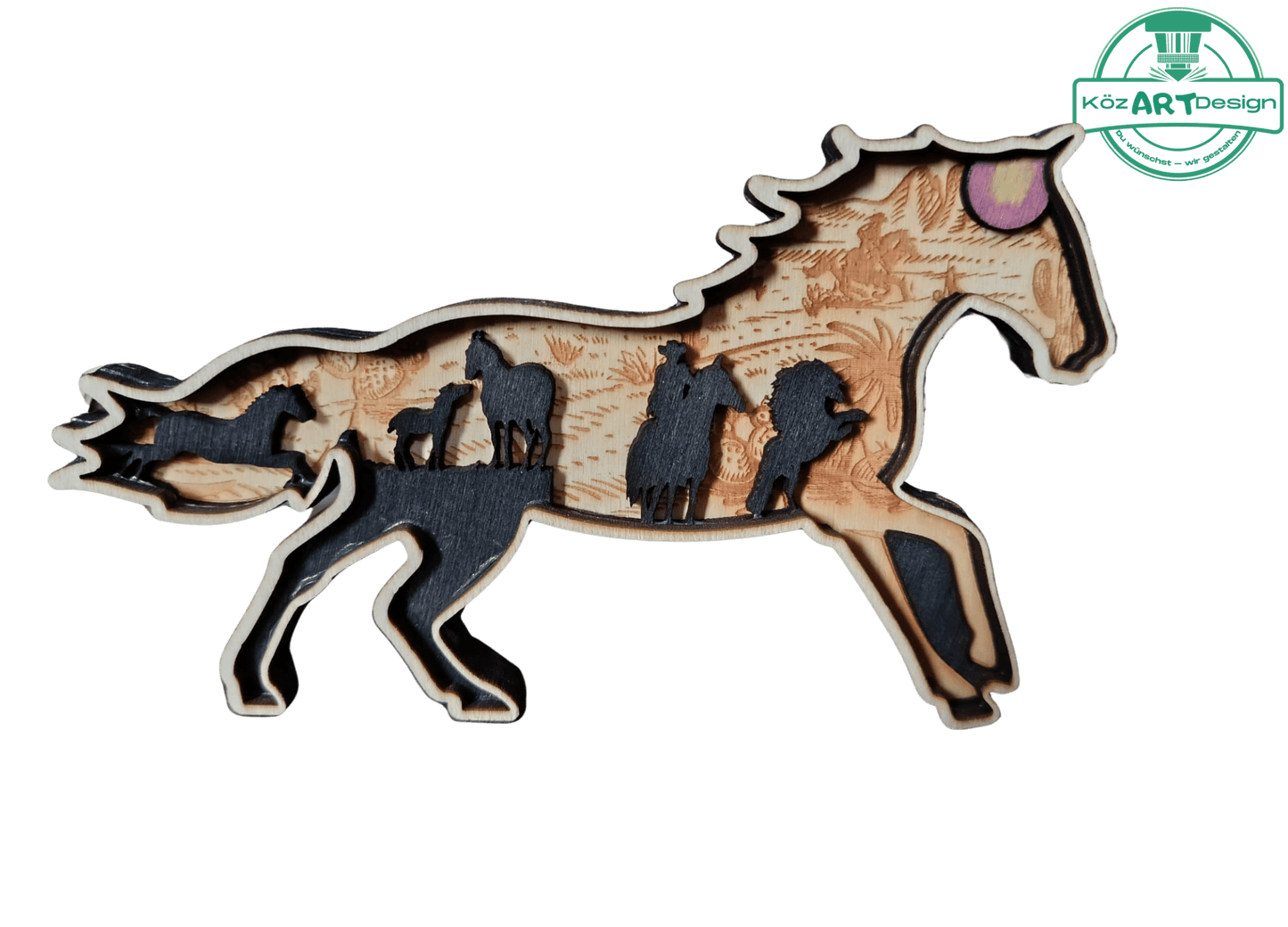 3D Holzdeko Pferdeherde mit kunstvollen, geprägten Details von Pferden und Reitern